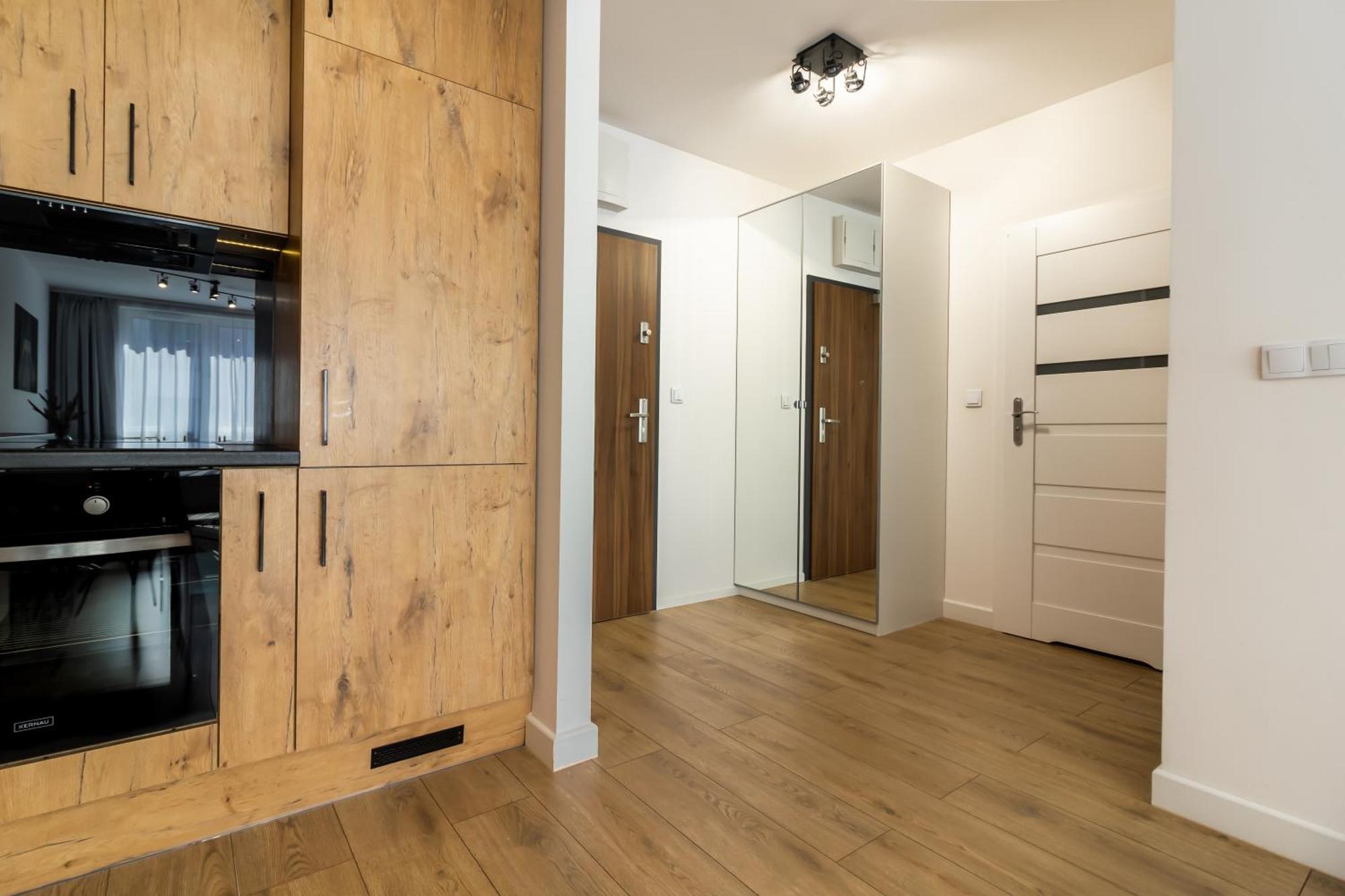 Apartament Near Sky Tower Wrocław Buitenkant foto